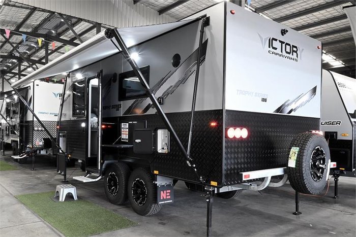 2025 VICTORY CARAVANS Trophy 18'6