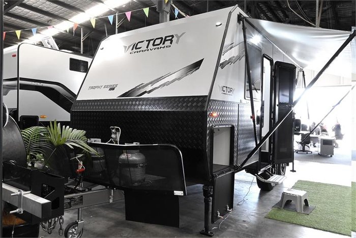 2025 VICTORY CARAVANS Trophy 18'6
