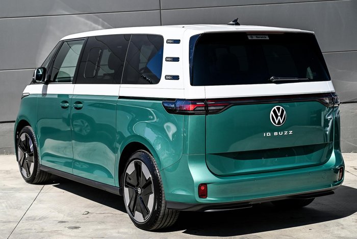2025 Volkswagen ID. Buzz Pro BEV560