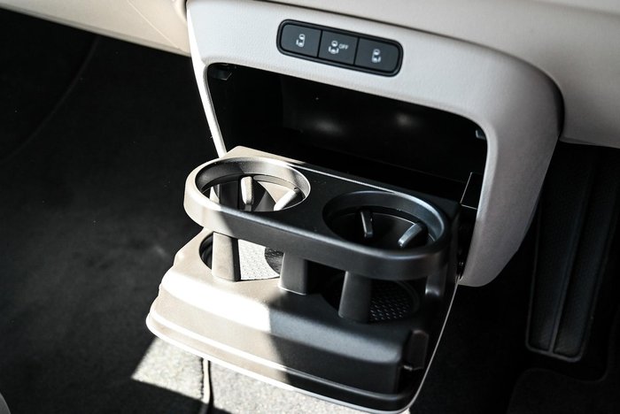 2025 Volkswagen ID. Buzz Pro BEV560