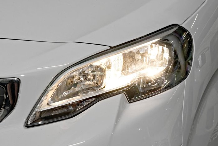 2023 Peugeot Expert Pro