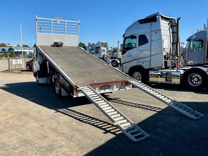 2000 IZUZU Frr500a 175 Siteck Tilt Tray Read Full Spec $45000+Gst IZUZU FRR 500 175 SITECK WHITE