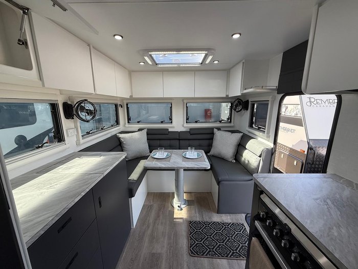 2025 River Caravans Dreamliner