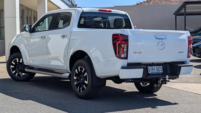 2024 Mazda BT-50 GT