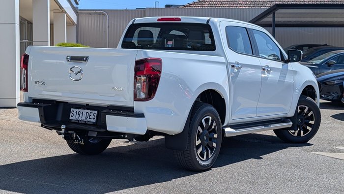 2024 Mazda BT-50 GT