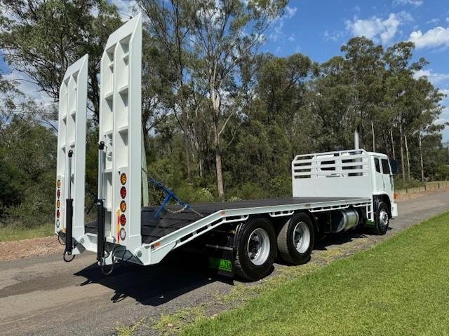 2010 Iveco ACCO 2350F, new 7.2m Beavertail body, Allison auto