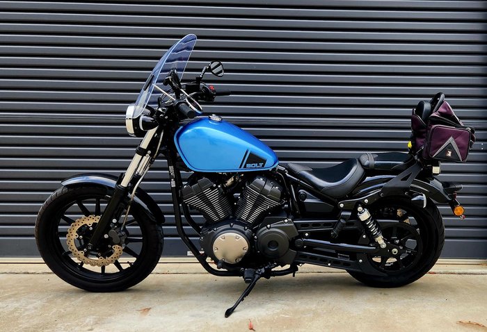 2014 Yamaha Bolt (XVS950CU) Bolt Blue