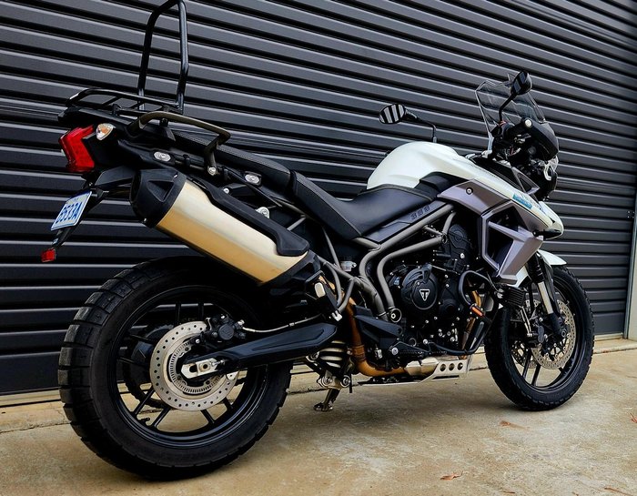 2016 Triumph Tiger 800 XR Tiger White