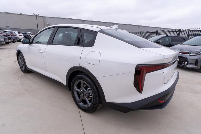 2024 Kia K4 S