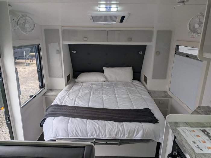 2025 JB Caravans Dirt Roader (18'6)