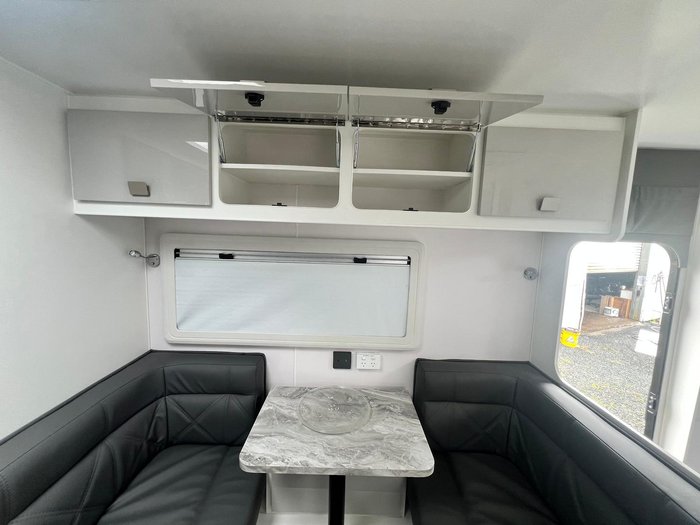 2025 JB Caravans Dirt Roader 18.6