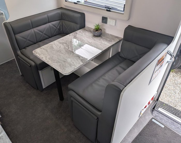 2025 JB Caravans Dirt Roader (18'6)