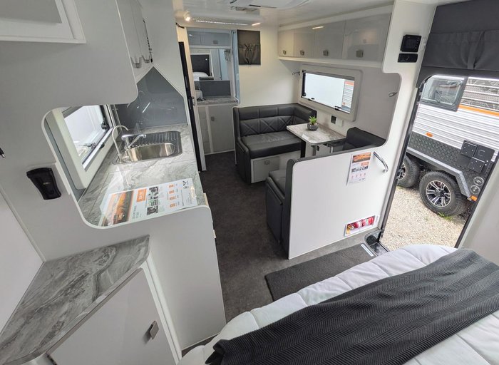 2025 JB Caravans Dirt Roader (18'6)