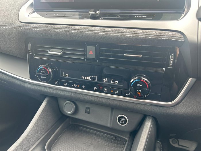 2025 Nissan QASHQAI ST-L