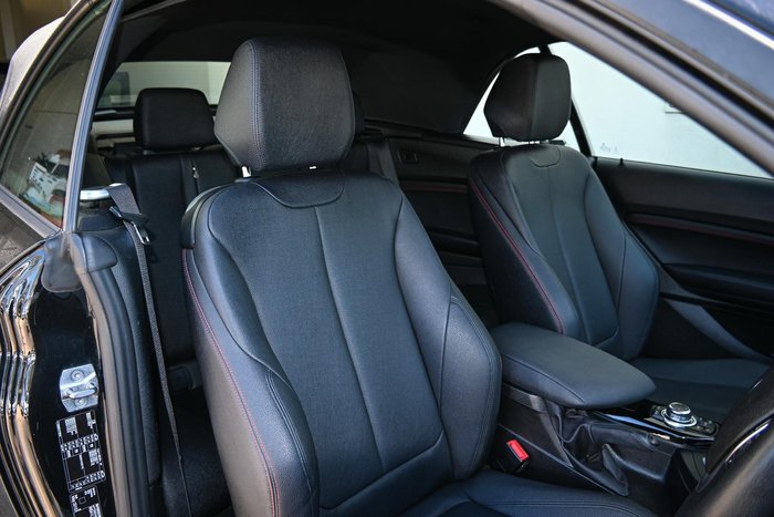 2015 BMW 2 Series 220i Sport Line