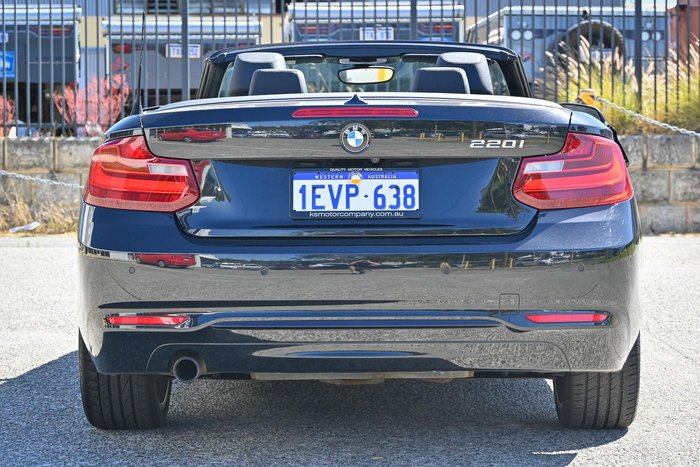 2015 BMW 2 Series 220i Sport Line