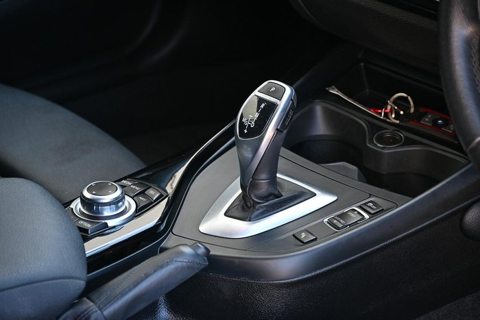 2015 BMW 2 Series 220i Sport Line