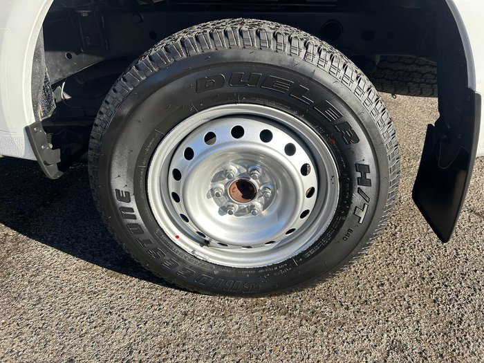 2019 Nissan Navara RX D23 Series 4 4x2 Polar White