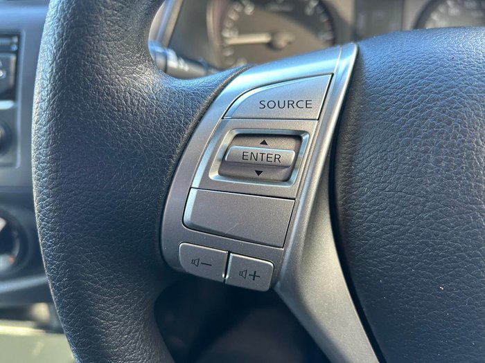 2019 Nissan Navara RX D23 Series 4 4x2 Polar White