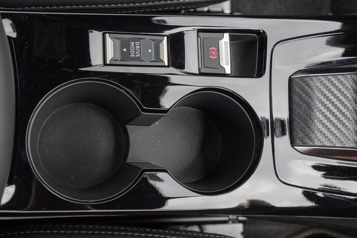 2025 Peugeot 2008 GT Hybrid P24 MY25 Okenite White