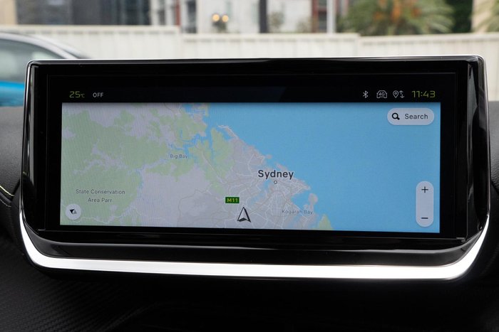 2025 Peugeot 2008 GT Hybrid P24 MY25 Okenite White