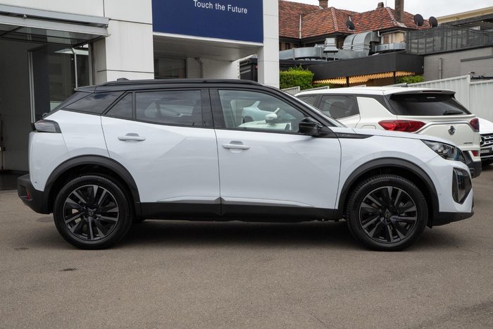 2025 Peugeot 2008 GT Hybrid P24 MY25 Okenite White