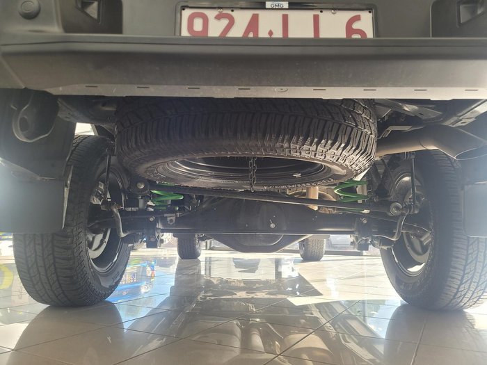 2024 Nissan Navara ST