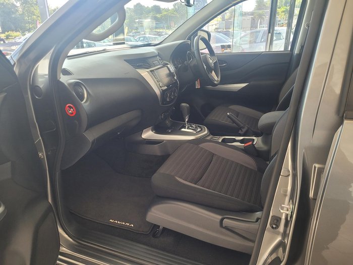 2024 Nissan Navara ST