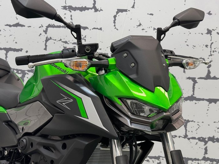 2025 Kawasaki Z500 (ER500) Z Green