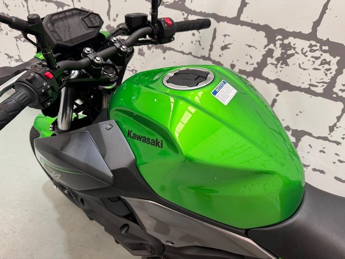 2025 Kawasaki Z500 (ER500) Z Green