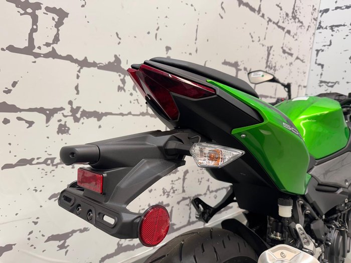 2025 Kawasaki Z500 (ER500) Z Green