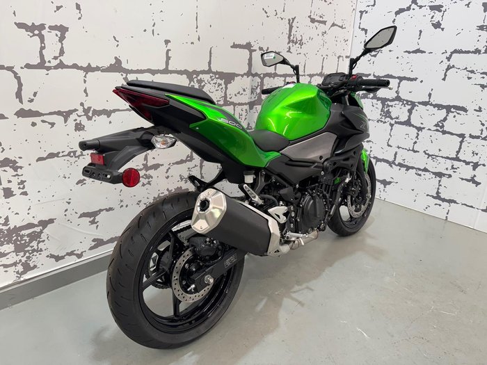 2025 Kawasaki Z500 (ER500) Z Green