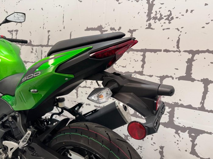 2025 Kawasaki Z500 (ER500) Z Green