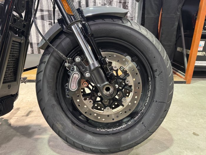 2022 Harley-davidson FXFBS FAT BOB (114) GUNSHIP GRAY
