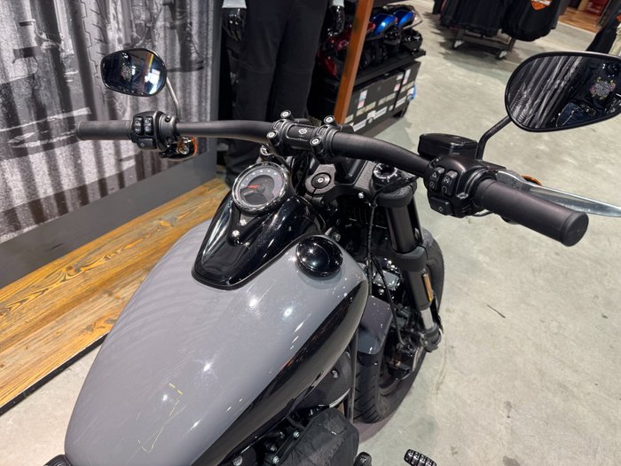 2022 Harley-davidson FXFBS FAT BOB (114) GUNSHIP GRAY