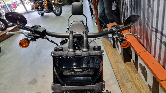 2022 Harley-davidson FXFBS FAT BOB (114) GUNSHIP GRAY