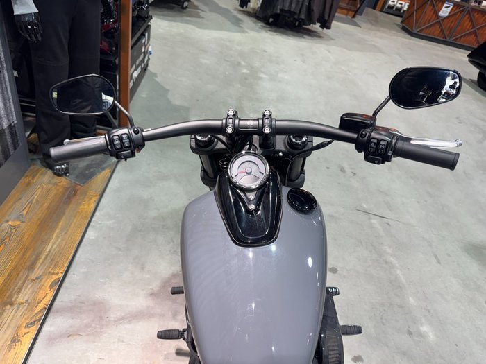 2022 Harley-davidson FXFBS FAT BOB (114) GUNSHIP GRAY