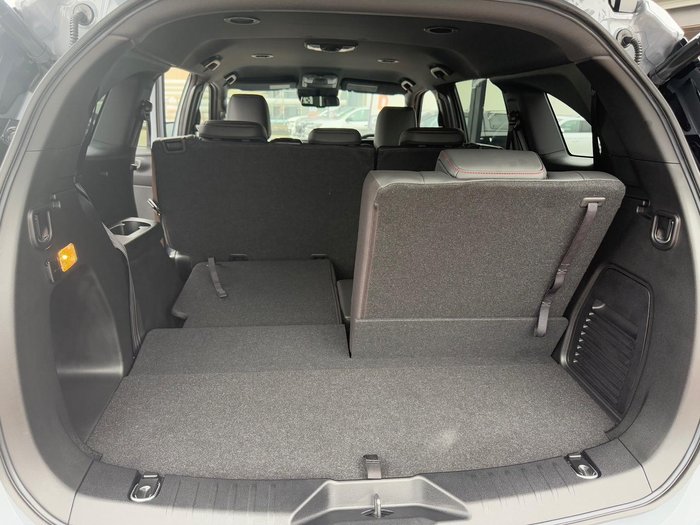 2026 Isuzu MU-X X-TERRAIN