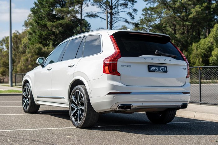 2021 Volvo XC90 T6 Inscription