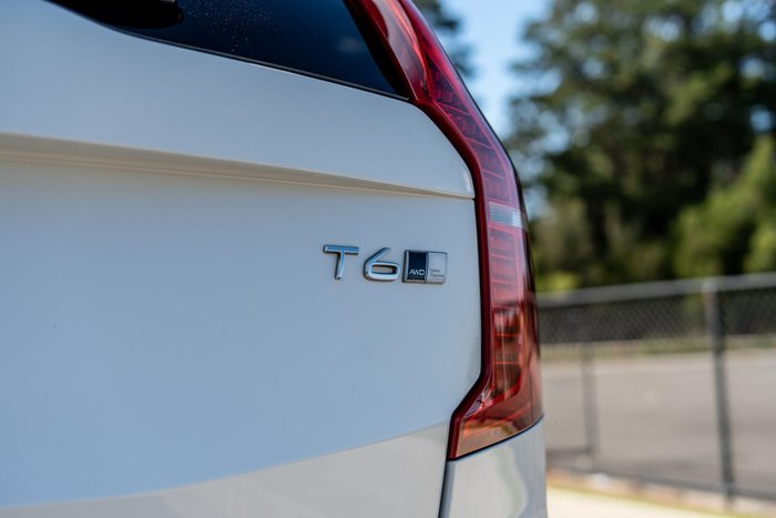 2021 Volvo XC90 T6 Inscription