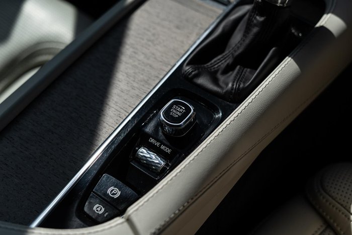 2021 Volvo XC90 T6 Inscription