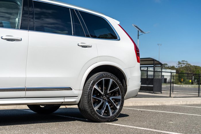 2021 Volvo XC90 T6 Inscription