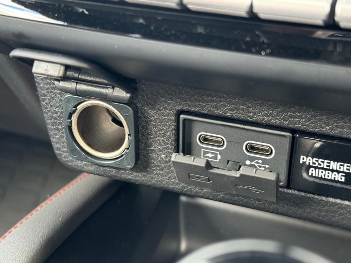2025 Mazda BT-50 SP