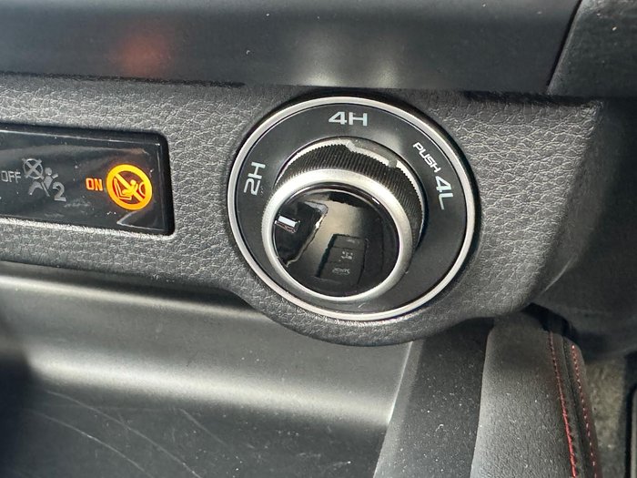 2025 Mazda BT-50 SP