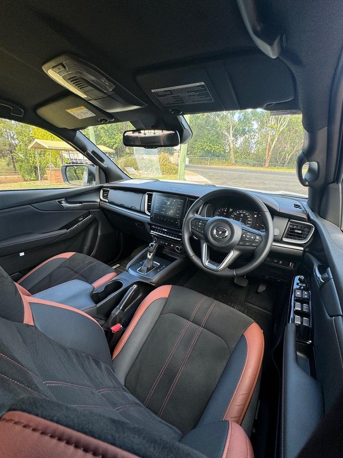 2025 Mazda BT-50 SP