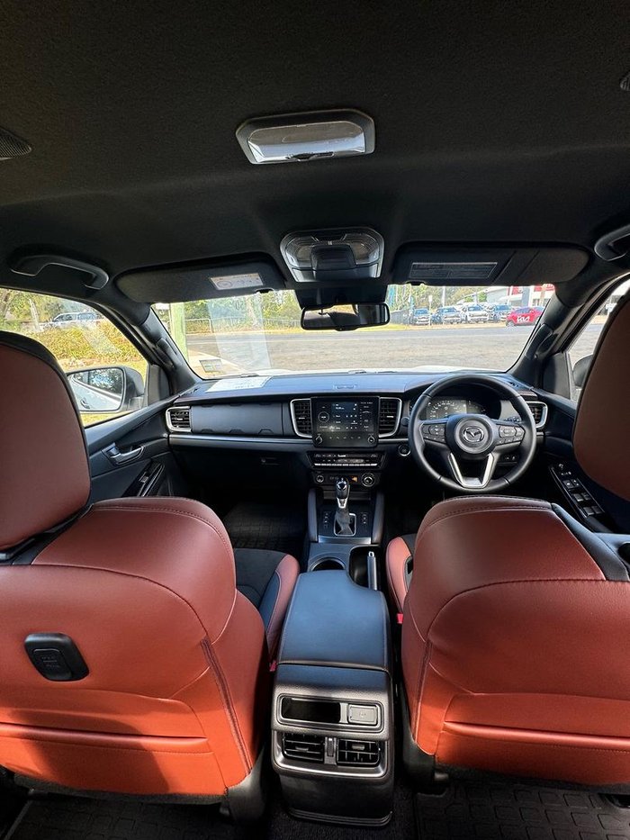 2025 Mazda BT-50 SP