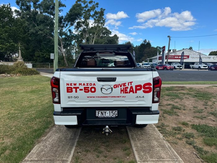 2025 Mazda BT-50 SP