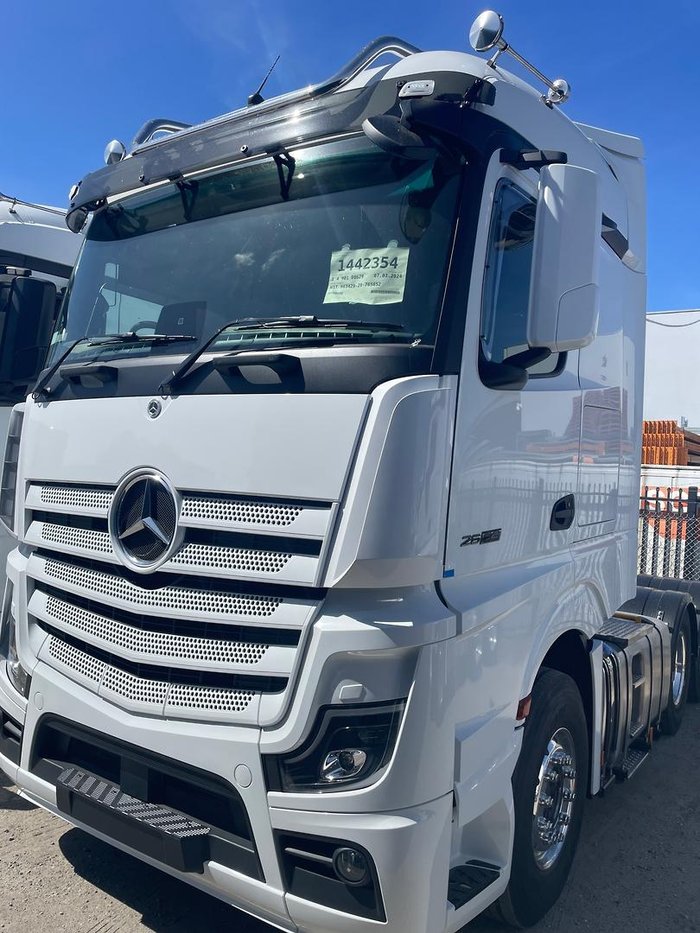 2024 Mercedes-Benz 2663 Actros Actros 2663 White
