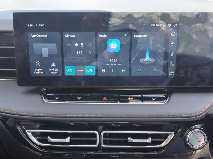 2024 MG HS Essence AS33 MY24.5 Diamond Red