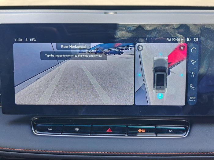 2024 MG HS Essence AS33 MY24.5 Diamond Red